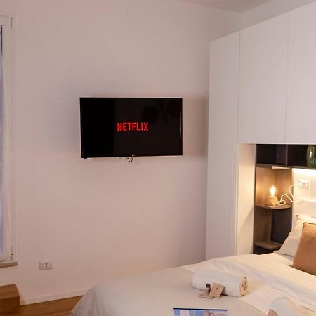 Apartament Apulialux Penthouse & Garden Con Spa In Centro Bari Zewnętrze zdjęcie