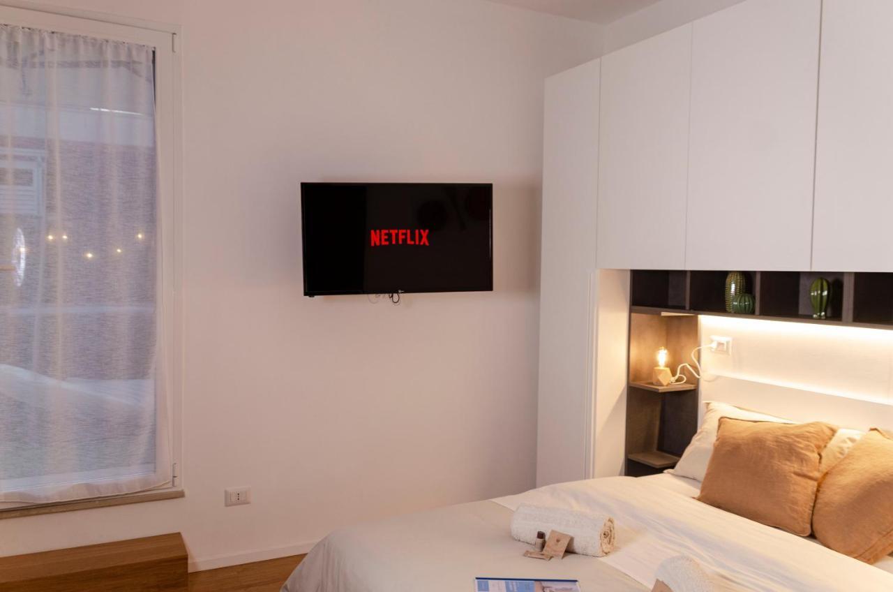 Apartament Apulialux Penthouse & Garden Con Spa In Centro Bari Zewnętrze zdjęcie