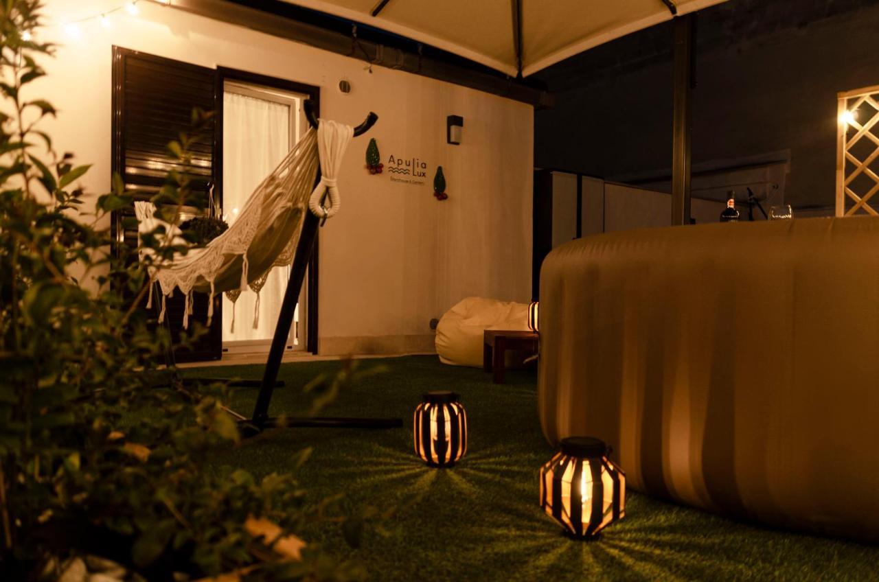 Apartament Apulialux Penthouse & Garden Con Spa In Centro Bari Zewnętrze zdjęcie